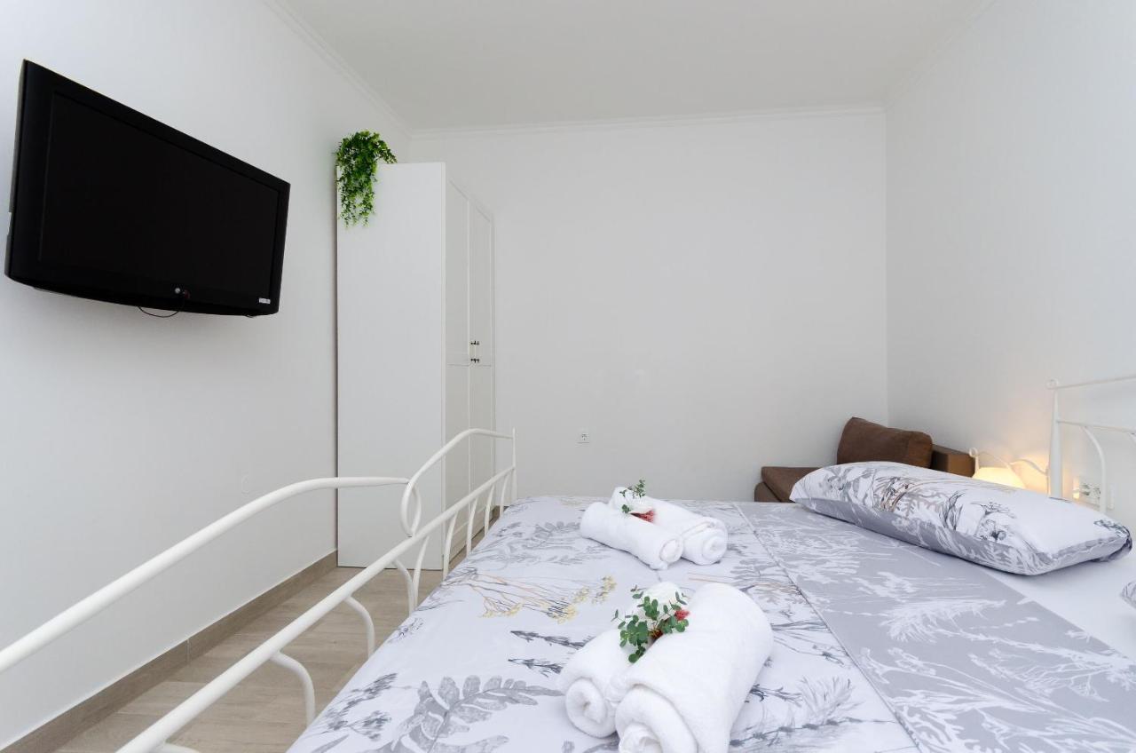 Apartment Zdenko Rovigno Esterno foto
