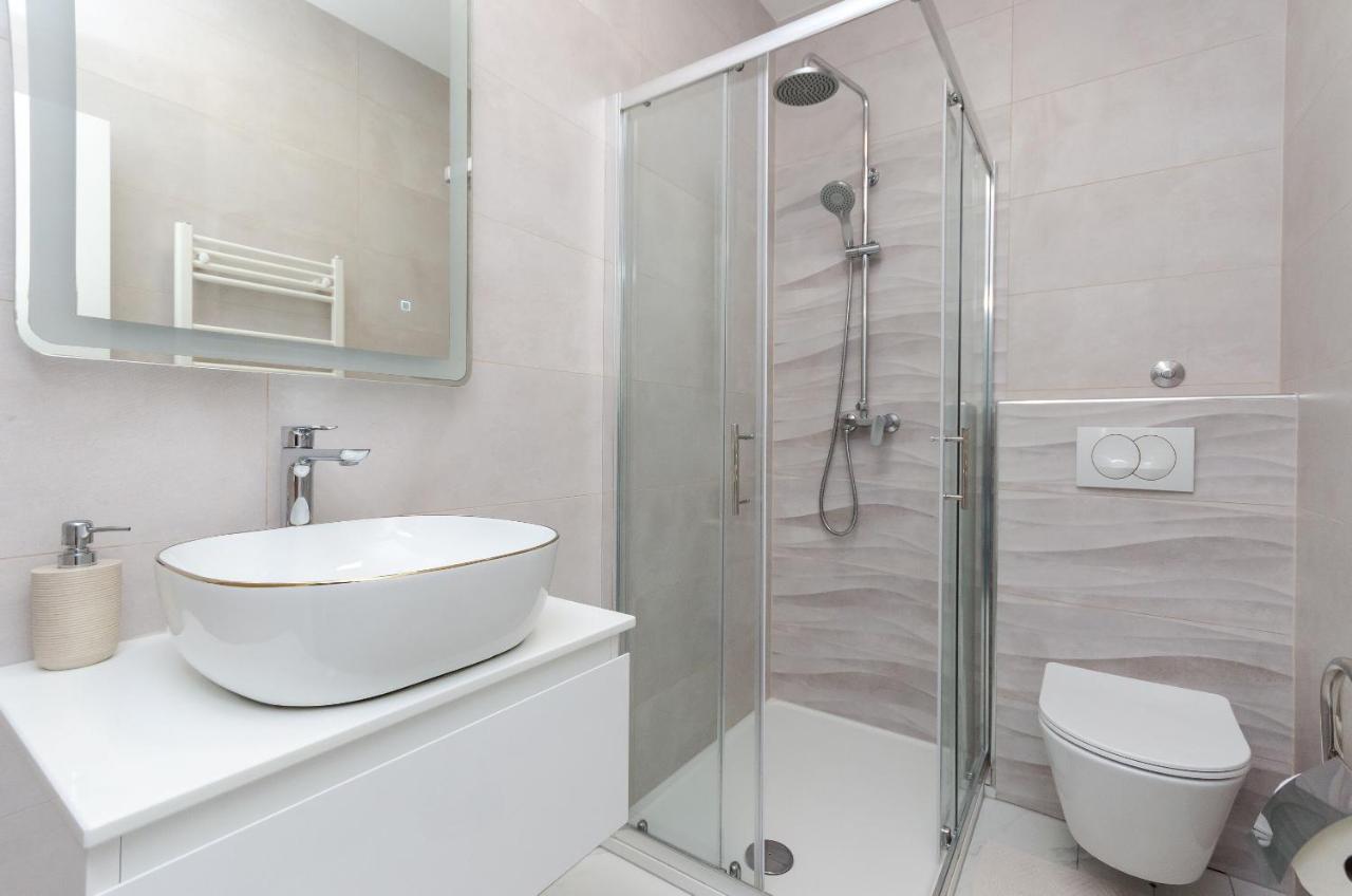 Apartment Zdenko Rovigno Esterno foto