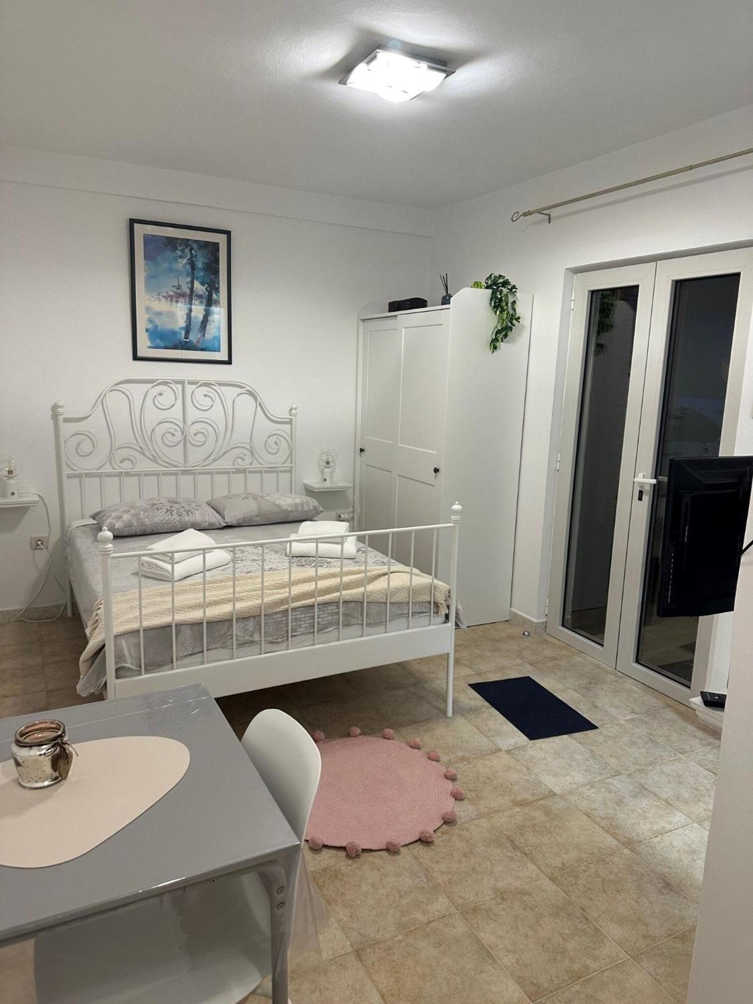 Apartment Zdenko Rovigno Esterno foto
